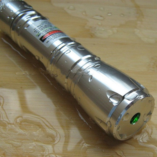 532nm 100mW Green Laser Pointer Burns Match Silver Flashlight